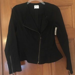ELLE NWT Black Size M Retail $70